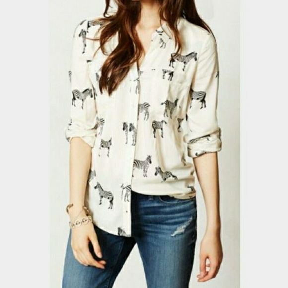 Maeve Tops - Anthro Maeve zebra print novelty button down EUC